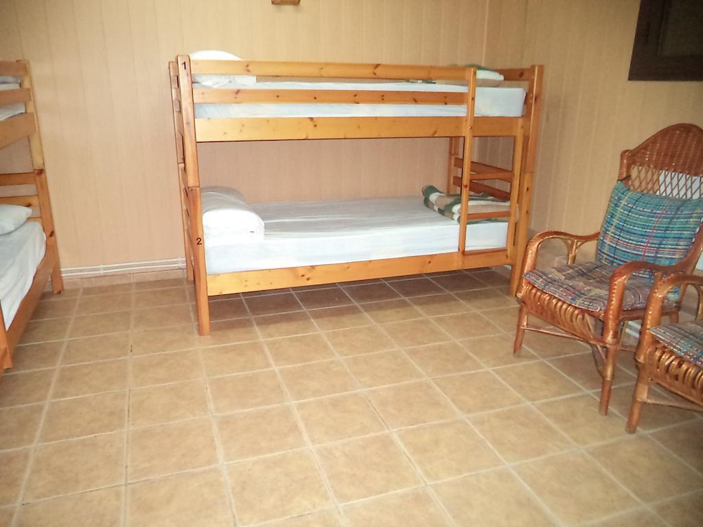 Albergue De Peregrinos A Santiago Belorado Extérieur photo