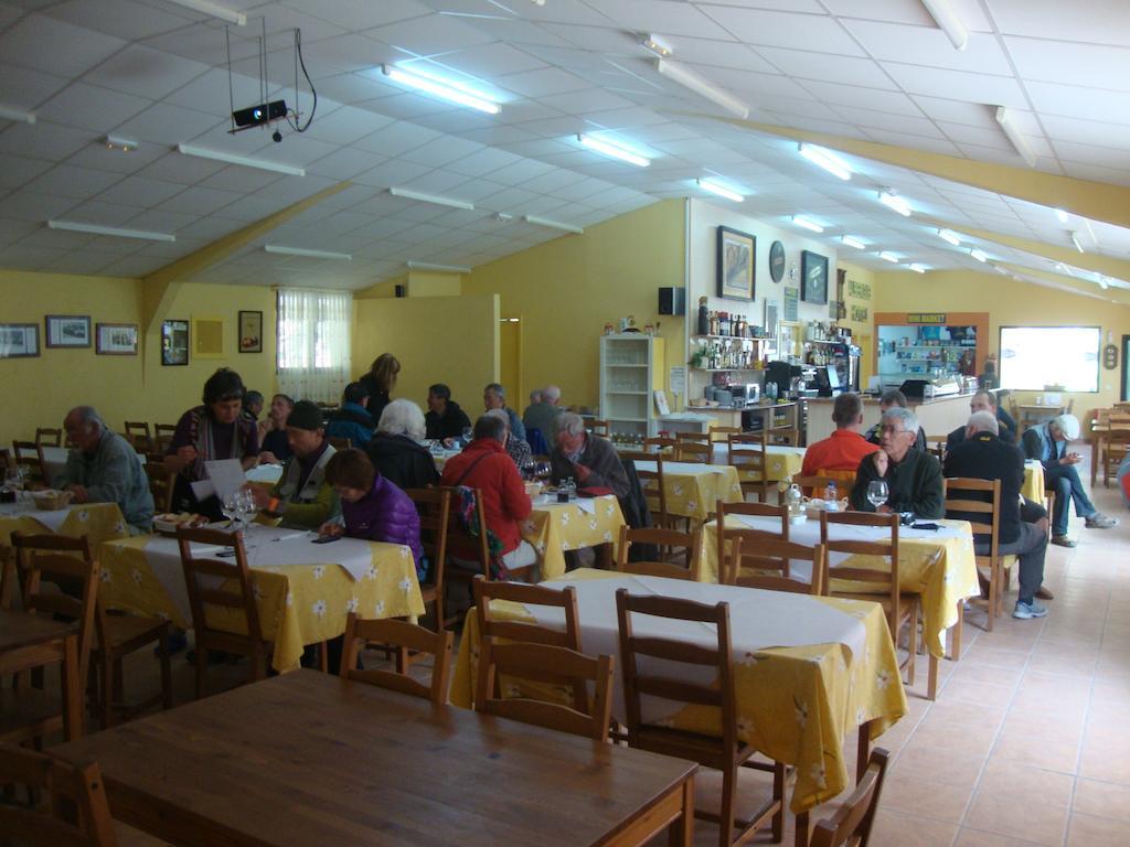 Albergue De Peregrinos A Santiago Belorado Extérieur photo